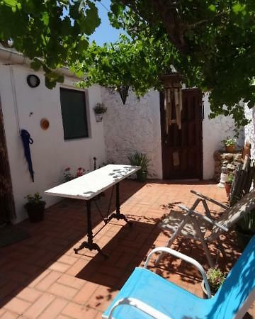 ホテルCasita Bydand Km 5 1/2 Rasquera Road, Tv 3022 El Perelló エクステリア 写真